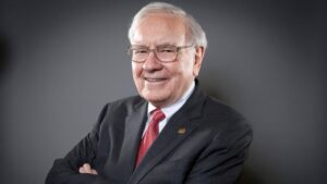 Buffett Boldly Offloads $90B in Stocks, Berkshire Shatter Record!